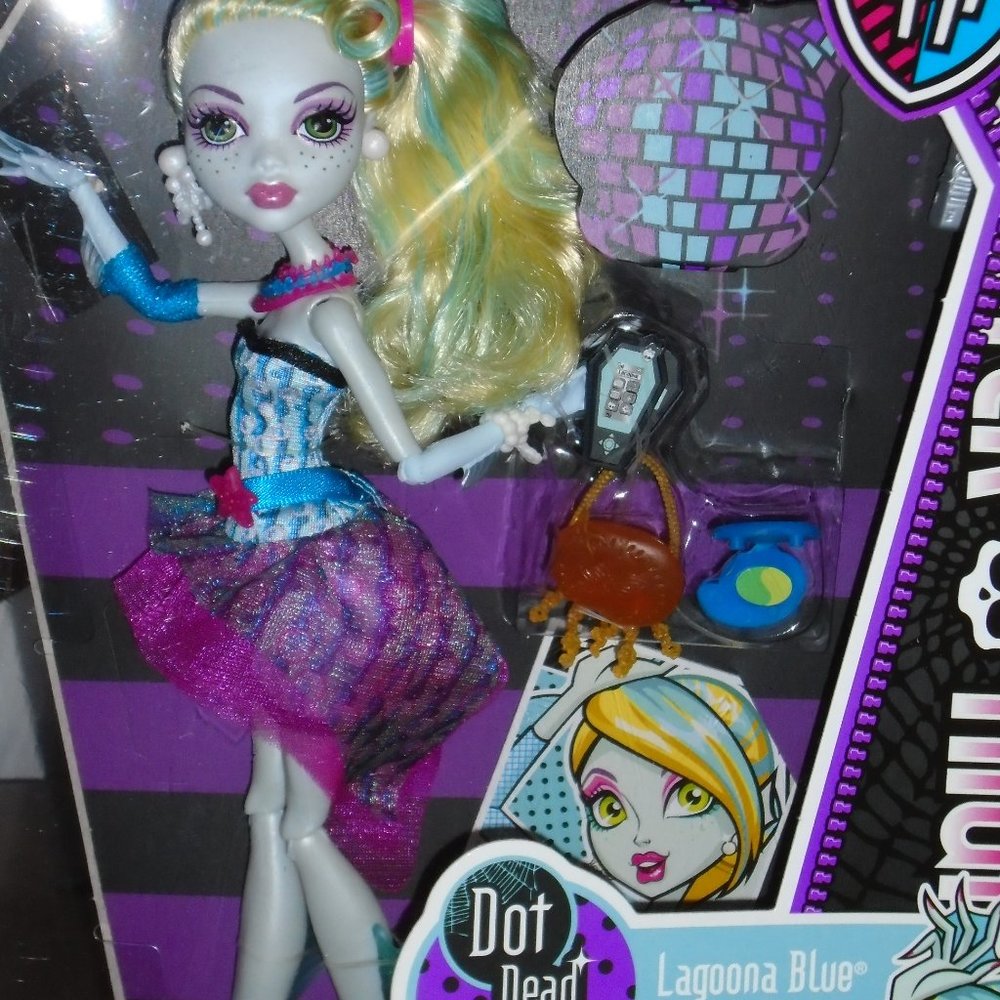 MATTEL, MONSTER HIGH, DEAD GORGEOUS, LAGOONA BLUE, DOLL, BRAND NEW!!